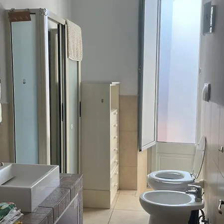 Apartment Il Riccio - Intero Con 3 Da Letto- Whole House With 3 Bedrooms *